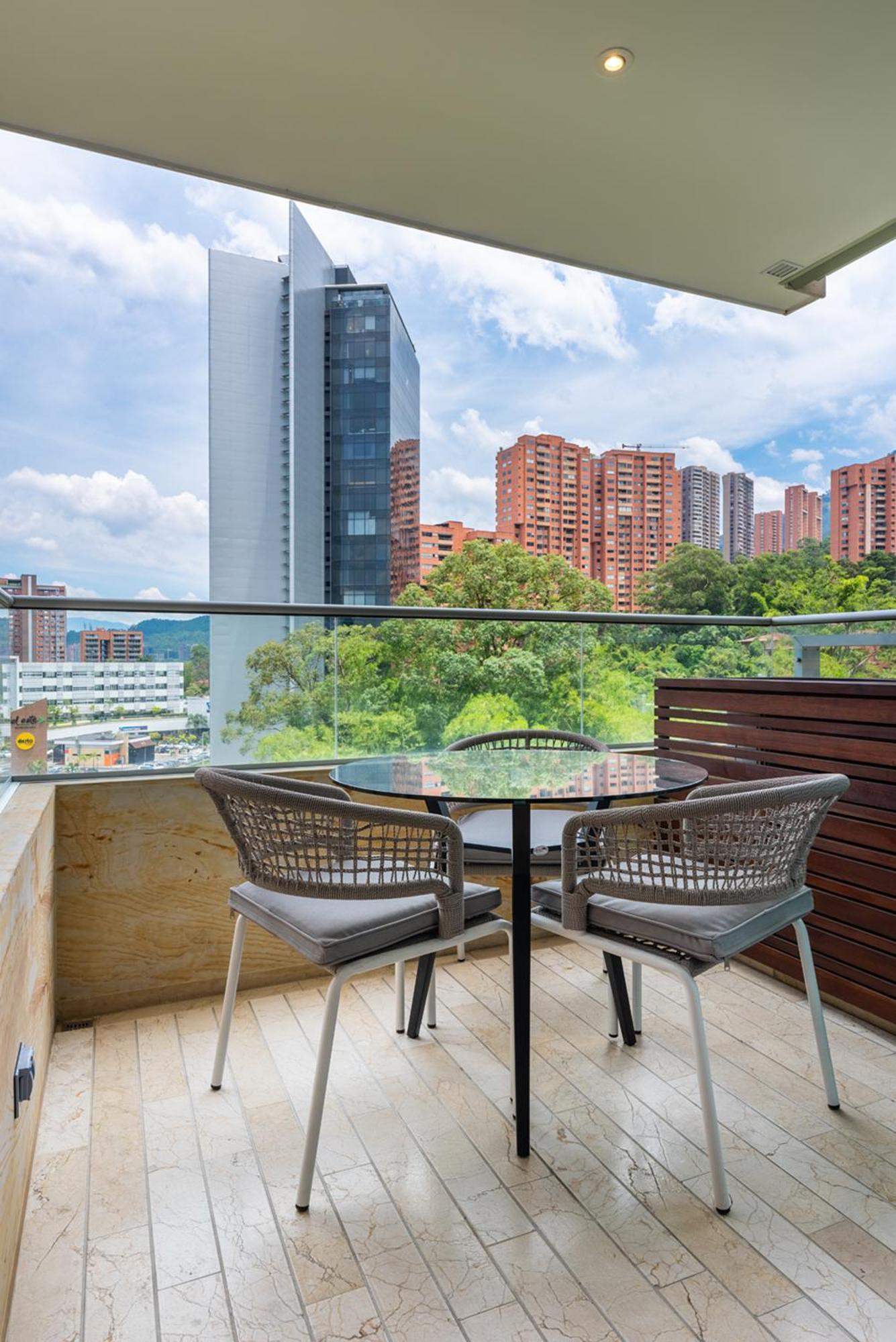 Estelar La Torre Suites Medellín Extérieur photo